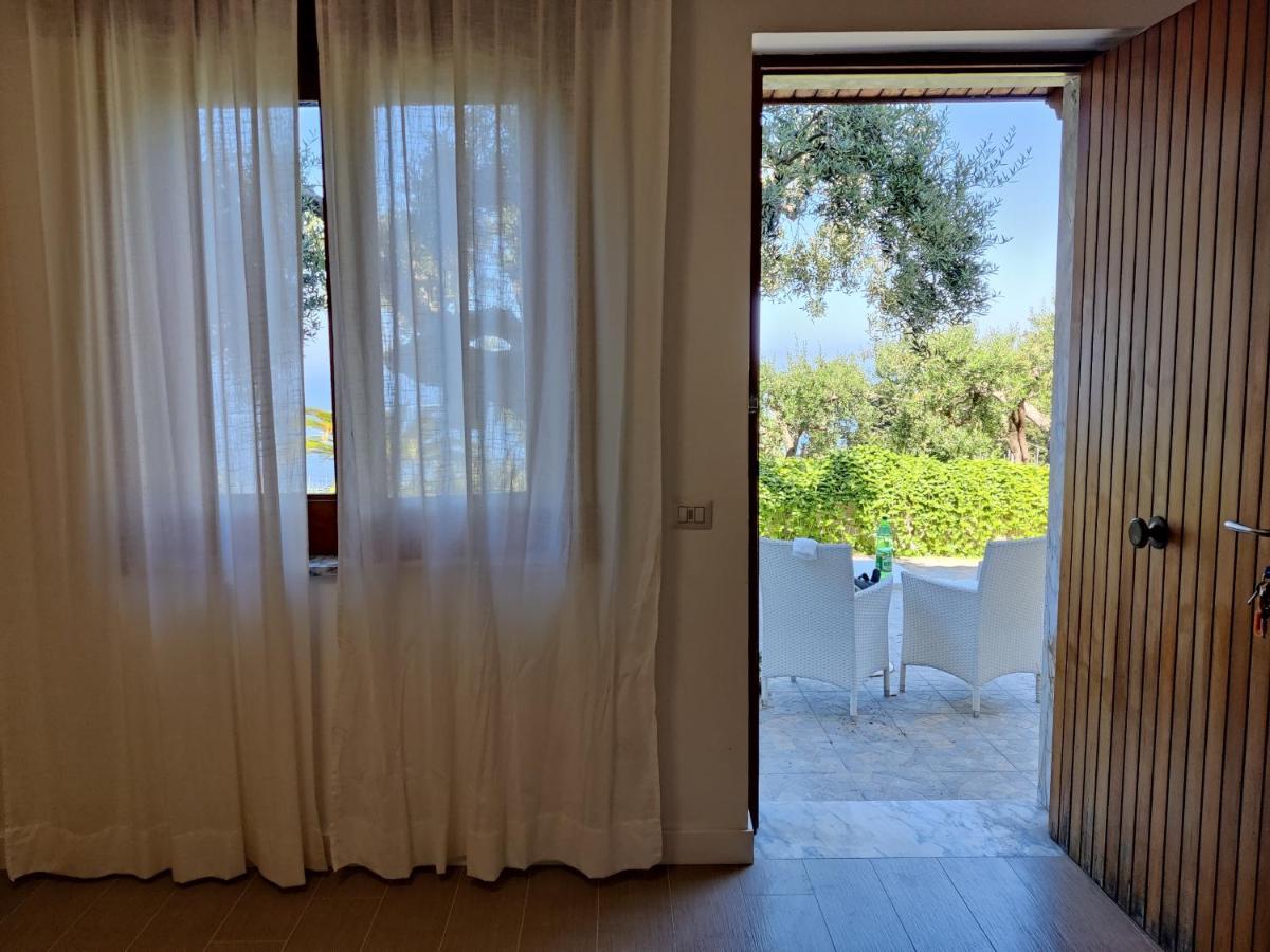 Il Nido Del Gabbiano Appartement Massa Lubrense Buitenkant foto