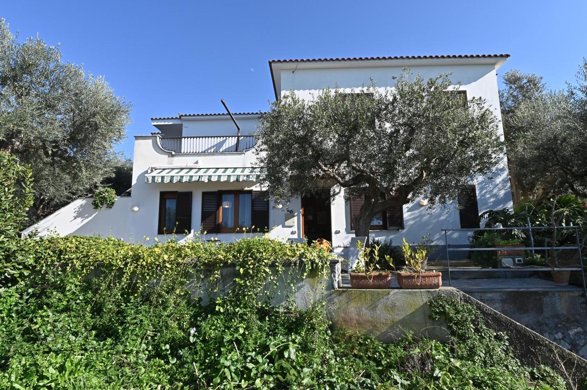 Il Nido Del Gabbiano Appartement Massa Lubrense Buitenkant foto