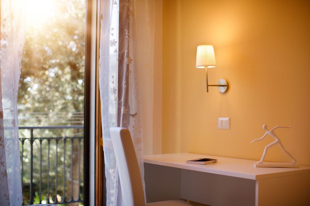 Il Nido Del Gabbiano Appartement Massa Lubrense Buitenkant foto